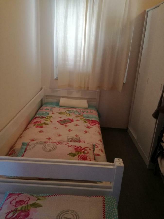 Apartman Klara Murter Eksteriør bilde